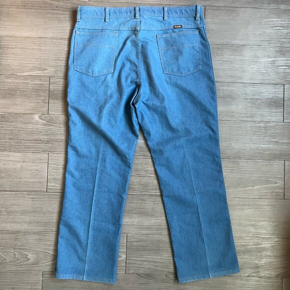 Vintage Wrangler Pull On Pleat Front Bootcut Jeans Stretch Fit Denim Size 40X29 - Picture 2 of 6
